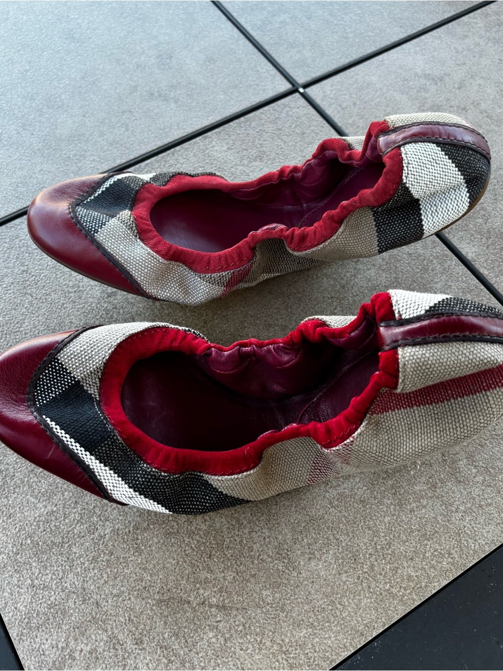 Burberry Red Leather Nova Check Ballet Flats-Size 9-Gr8T 4 Fall!